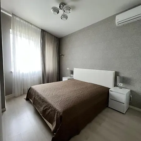 Apartamento 3-х комнатная квартира, у моря с евроремонтом, в доме укрытие, 4 этаж Odessa