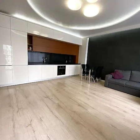 3-х комнатная квартира, у моря с евроремонтом